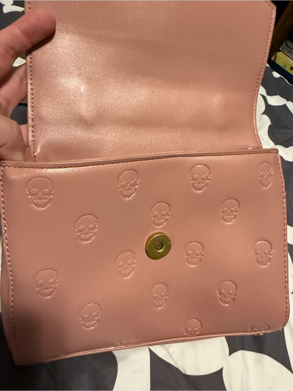 Betsey Johnson Blush Pink Skullicious Top Handle Crossbody Bag - Picture 2 of 7
